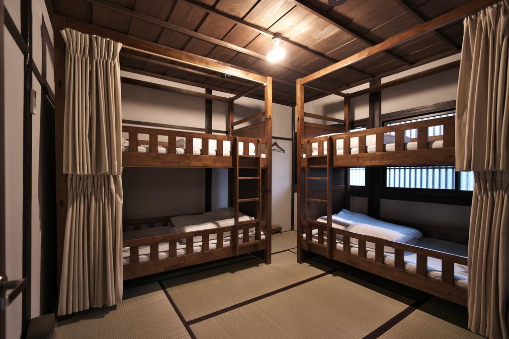 Kanazawa Guest House East Mountain Exterior foto