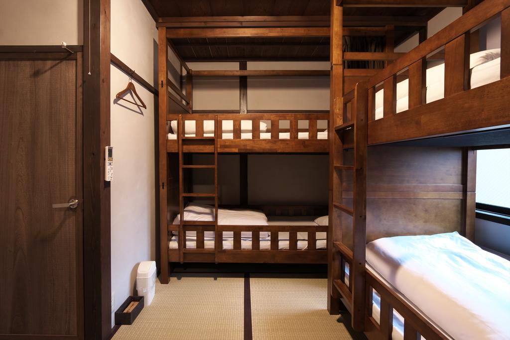 Kanazawa Guest House East Mountain Exterior foto